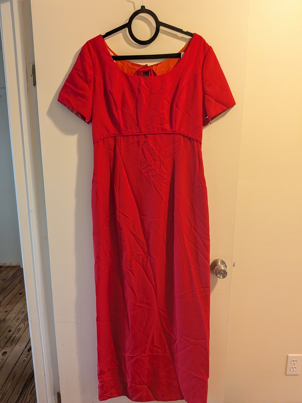 Vintage Red Short-Sleeve Formal Dress With Bow Detail